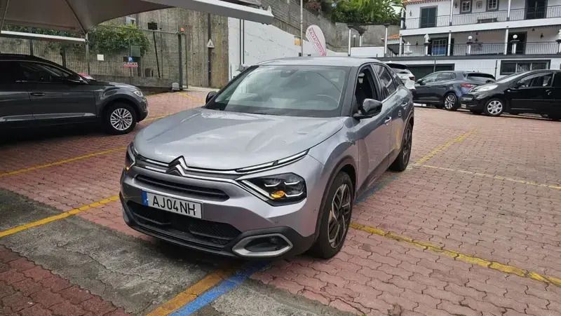 Cinzento Usado 2021 Citroën C4 Shine SUV | € 24.950 (Preço elevado) - Imagem 1/4