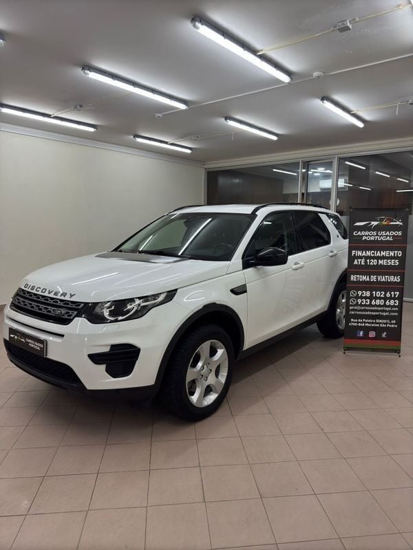 Branco Usado 2018 Land Rover Discovery 5 Pure SUV | € 24.890 (Preço justo) - Imagem 1/4