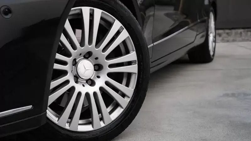 Usado Mercedes E250 Avantgarde 204 HP (150 kW) 2009 Preto Coupé