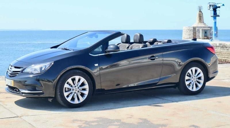 Preto Usado 2018 Opel Cascada Cabrios | € 12.900 - Imagem 1/4