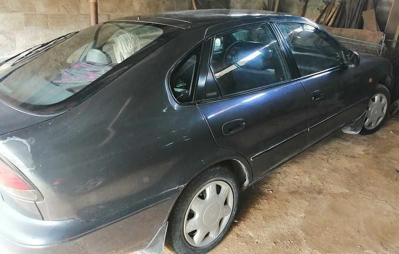 Usado 1994 Toyota Corolla Sedan | € 3.500 - Imagem 1/3