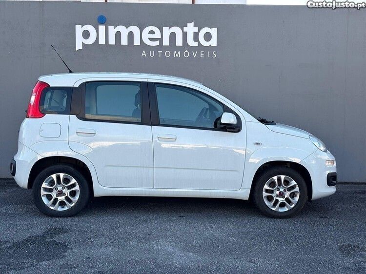 Branco Usado 2018 Fiat Panda Lounge Citadino | € 9.850 (Preço elevado) - Imagem 1/1