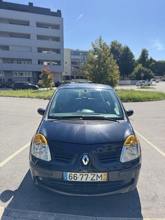 Usado 2005 Renault Modus Monovolume | € 3.600 - Imagem 1/4