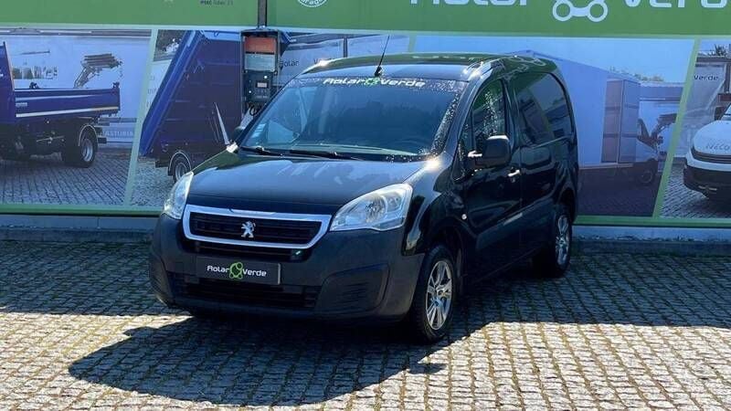 Preto Usado 2018 Peugeot Partner Premium Monovolume | € 11.000 (Preço justo) - Imagem 1/4