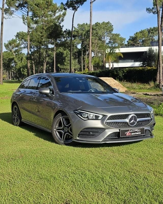 Cinza Usado 2020 Mercedes CLA200 Shooting Brake AMG line Carrinha | € 30.990 (Preço elevado) - Imagem 1/4