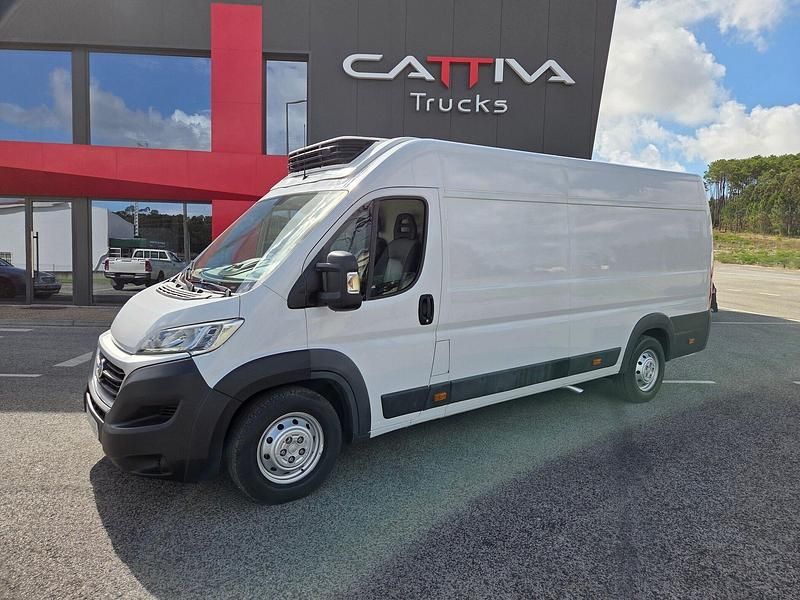 Branco Usado 2017 Fiat Ducato Van | € 21.900 (Bom preço) - Imagem 1/4