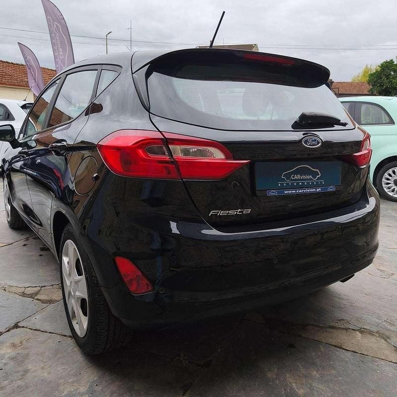 Usado Ford Fiesta Business Edition 85 HP (62 kW) 2019 Preto Citadino