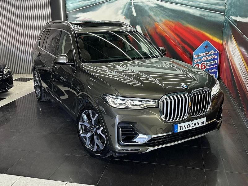 Verde Usado 2021 BMW X7 SUV | € 78.799 - Imagem 1/4