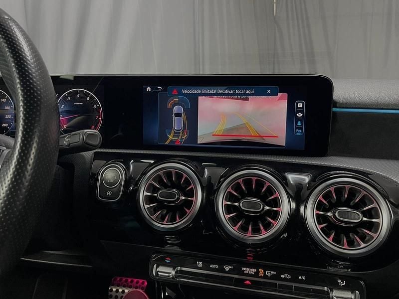 Usado Mercedes A200 AMG line 163 HP (119 kW) 2023 Preto Sedan