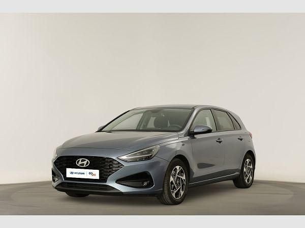 Usado Hyundai i30 Style 120 HP (88 kW) 2024 Amazon grey (metalizado) Carrinha