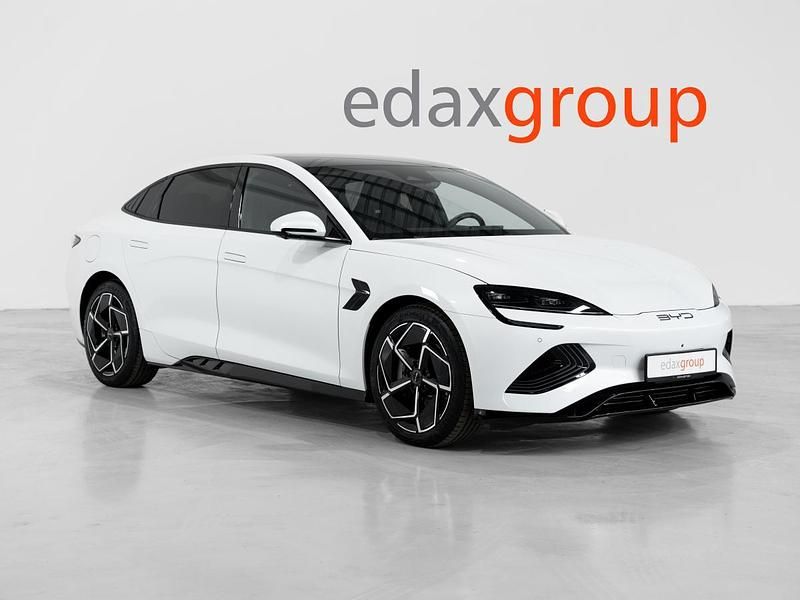 Branco Usado 2024 BYD Seal Design Sedan | € 41.490 (Bom preço) - Imagem 1/4