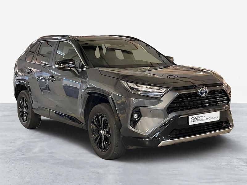Cinza (pintura metalizada) Usado 2024 Toyota RAV4 SUV | € 46.000 - Imagem 1/4