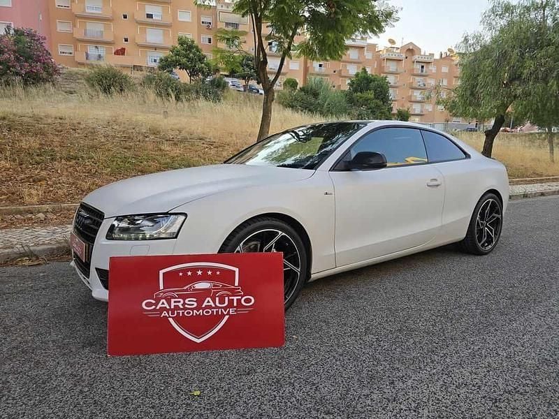 Branco Usado 2010 Audi A5 Coupé | € 14.899 (Preço justo) - Imagem 1/4