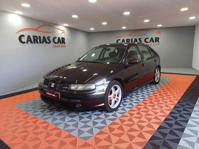 Preto Usado 2003 Seat Leon Sport | € 7.990 (Bom preço) - Imagem 1/4