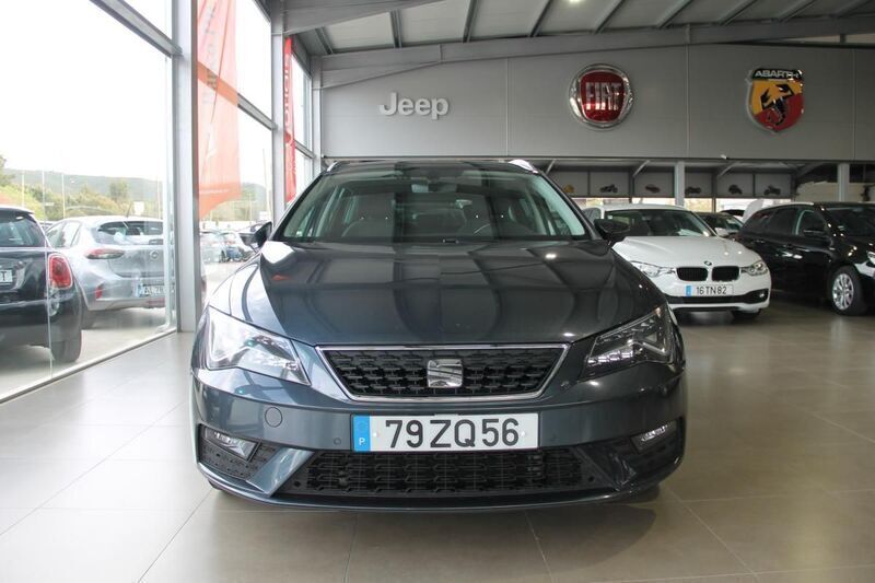 Usado Seat Leon ST 115 HP (84 kW) 2019 Antracite Carrinha