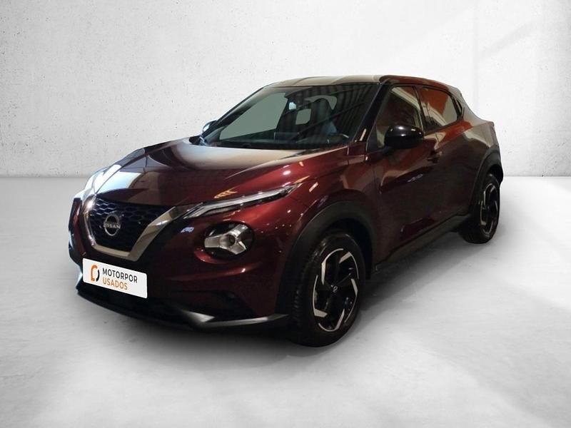 Usado Nissan Juke N-Connecta 114 HP (83 kW) 2024 Vermelho SUV