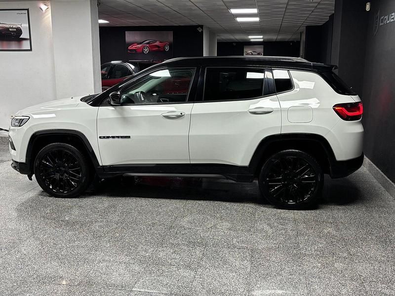 Usado Jeep Compass Limited 240 HP (176 kW) 2023 Branco SUV