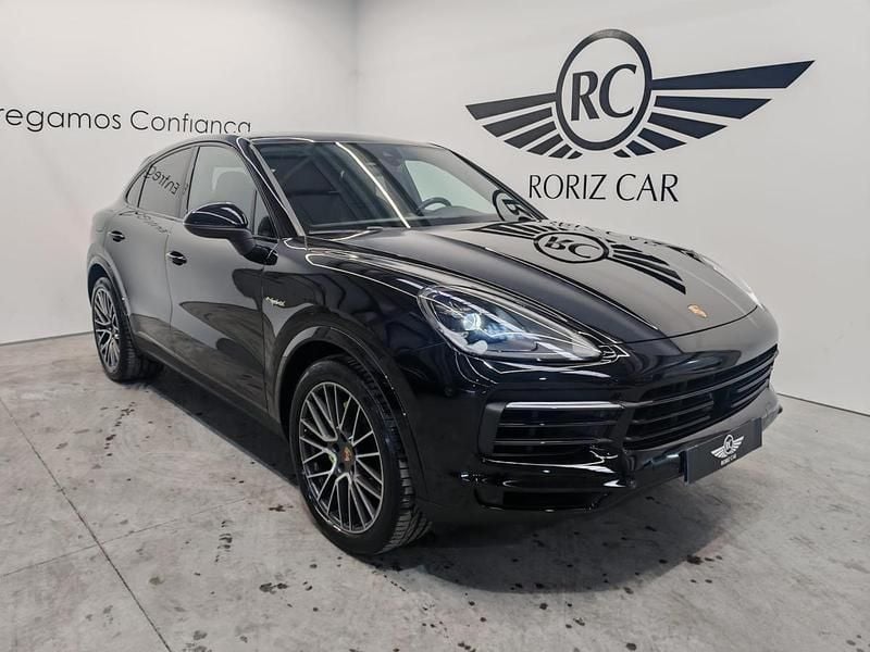 Usado Porsche Cayenne 340 HP (250 kW) 2022 Preto SUV