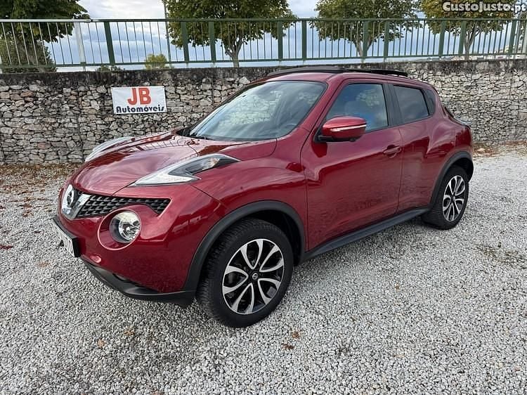 Vermelho Usado 2015 Nissan Juke N-Connecta SUV | € 13.950 (Preço justo) - Imagem 1/1