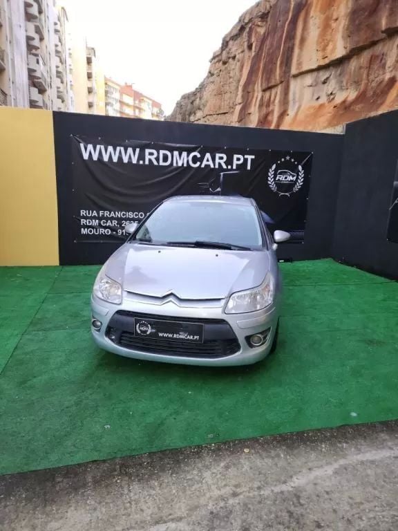 Cinza Usado 2010 Citroën C4 Attraction | € 4.990 (Super Preço) - Imagem 1/4