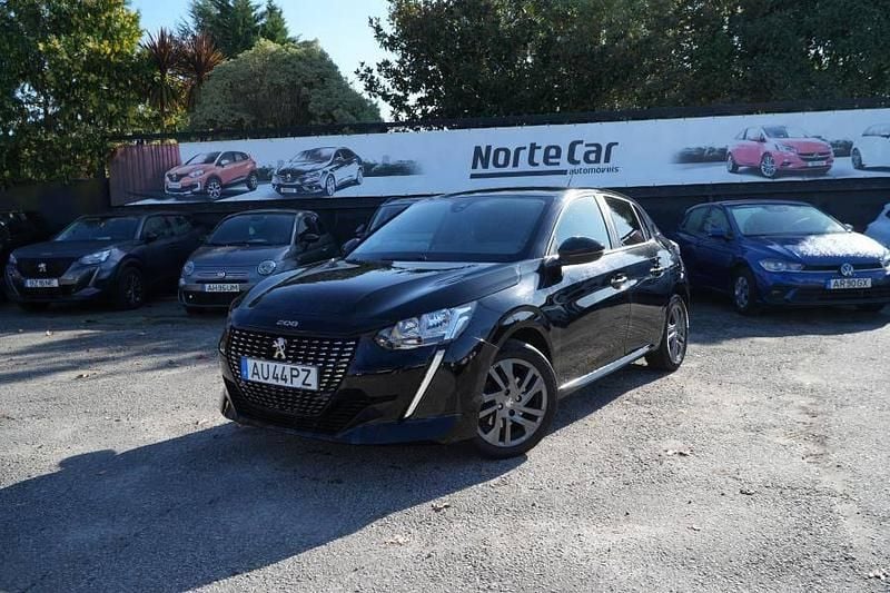 Preto Usado 2022 Peugeot 208 Active Citadino | € 12.250 (Super Preço) - Imagem 1/4