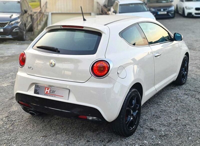 Usado Alfa Romeo MiTo 85 HP (62 kW) 2011 Citadino