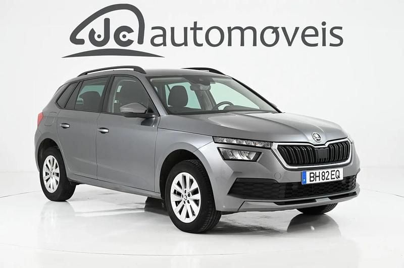 Usado Skoda Kamiq 95 HP (69 kW) 2024 Cinzento SUV