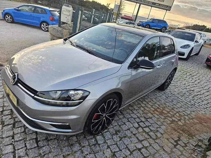 Usado VW Golf VII 116 HP (85 kW) 2020 Cinza
