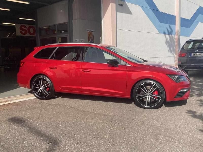 Vermelho Usado 2017 Cupra Leon Carrinha | € 29.900 (Preço justo) - Imagem 1/2