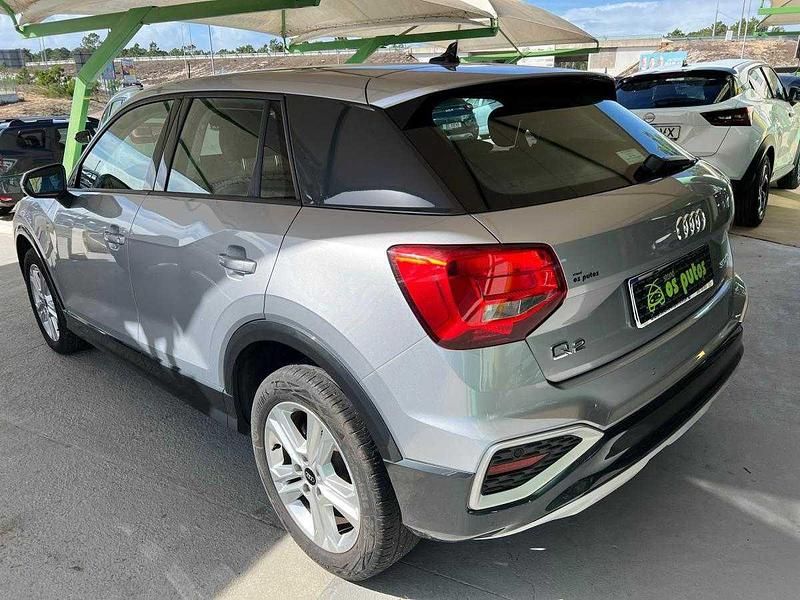 Usado Audi Q2 Advanced 110 HP (80 kW) 2024 Cinzento SUV