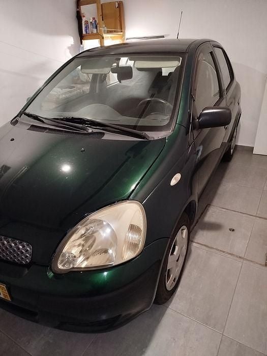 Usado 2005 Toyota Yaris Sedan | € 3.300 (Super Preço) - Imagem 1/4
