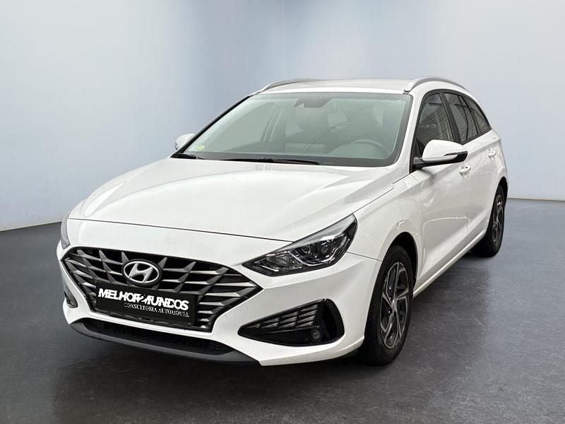 Usado Hyundai i30 116 HP (85 kW) 2022 Branco Carrinha