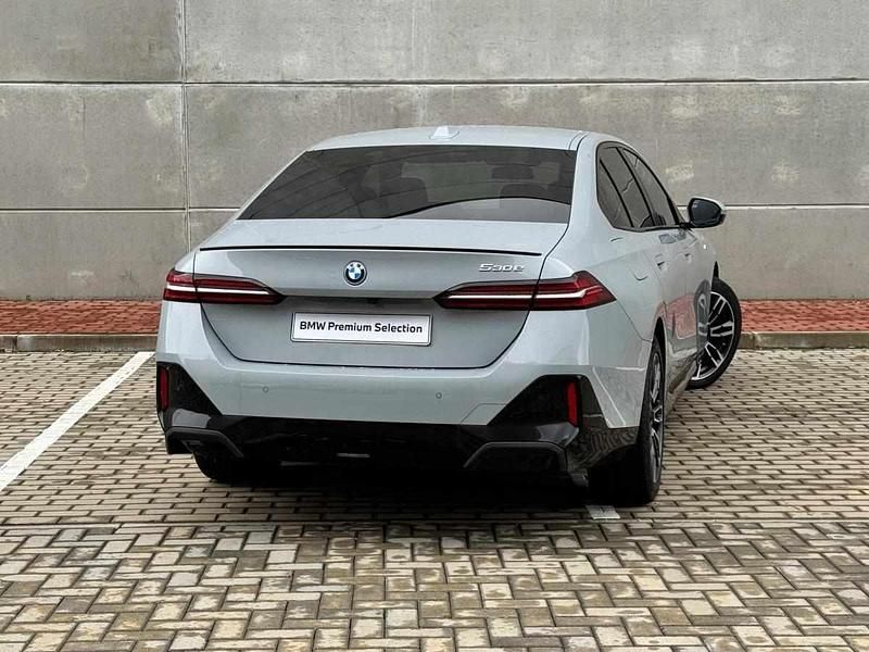 Usado BMW 530 292 HP (214 kW) 2024 Cinzento Carrinha