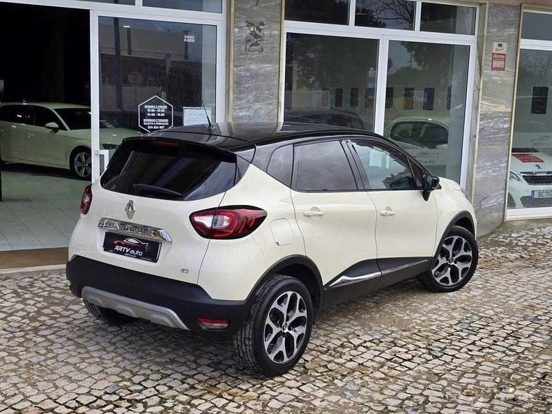 Usado Renault Captur 90 HP (66 kW) 2017 Branco SUV