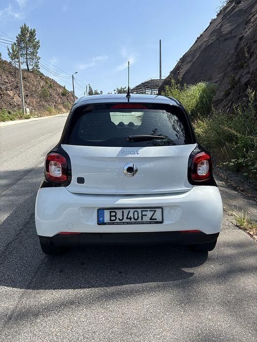 Usado 2019 Smart ForFour Electric Drive Sedan | € 10.750 (Preço justo) - Imagem 1/4
