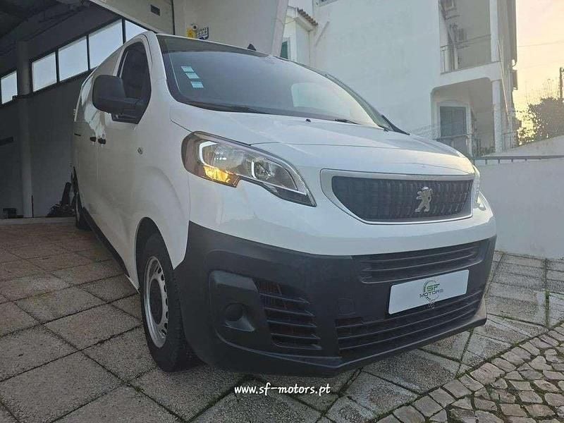 Branco Usado 2017 Peugeot Expert Van | € 17.990 (Caro) - Imagem 1/4