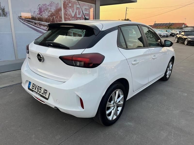 Usado Opel Corsa 75 HP (55 kW) 2025 Branco Citadino
