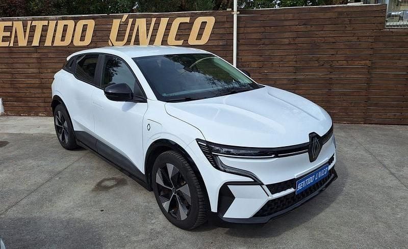 Usado Renault Mégane IV 95 kW (130 HP) 2022 Branco