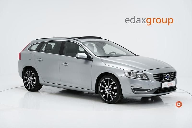 Cinzento Usado 2013 Volvo V60 Carrinha | € 12.190 (Preço elevado) - Imagem 1/4