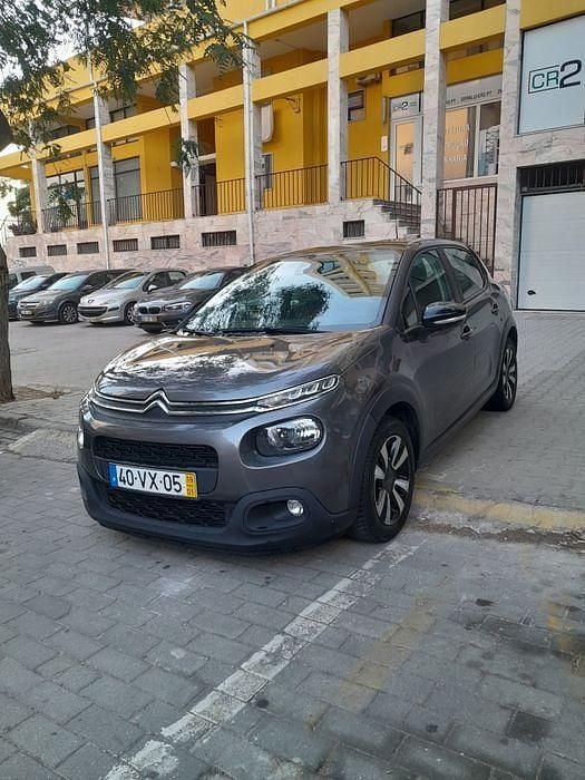 Usado 2019 Citroën C3 PureTech Citadino | € 6.350 (Bom preço) - Imagem 1/4