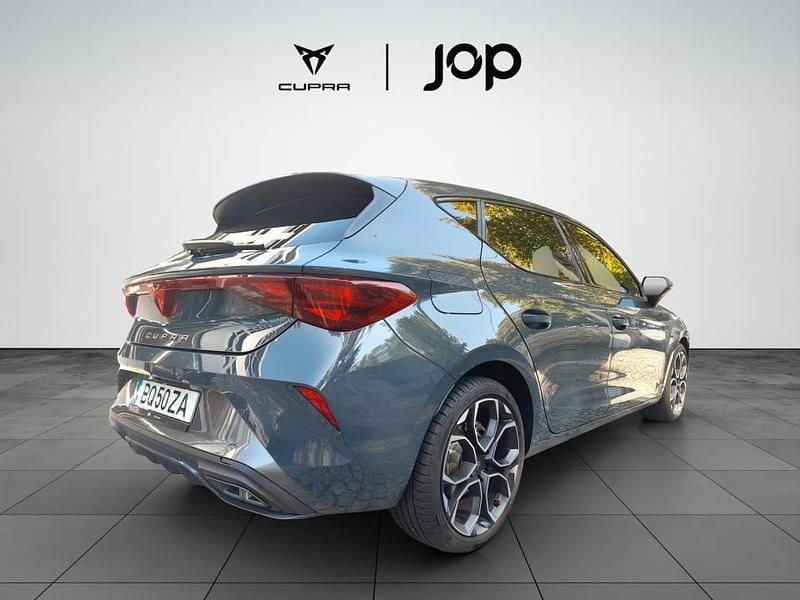 Usado Cupra Leon 150 HP (110 kW) 2025 Azul