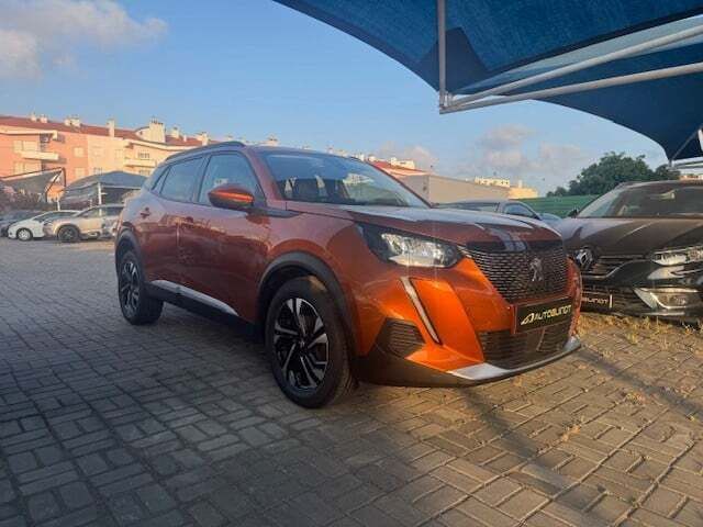 Laranja Usado 2021 Peugeot 2008 Allure SUV | € 17.800 (Preço justo) - Imagem 1/4