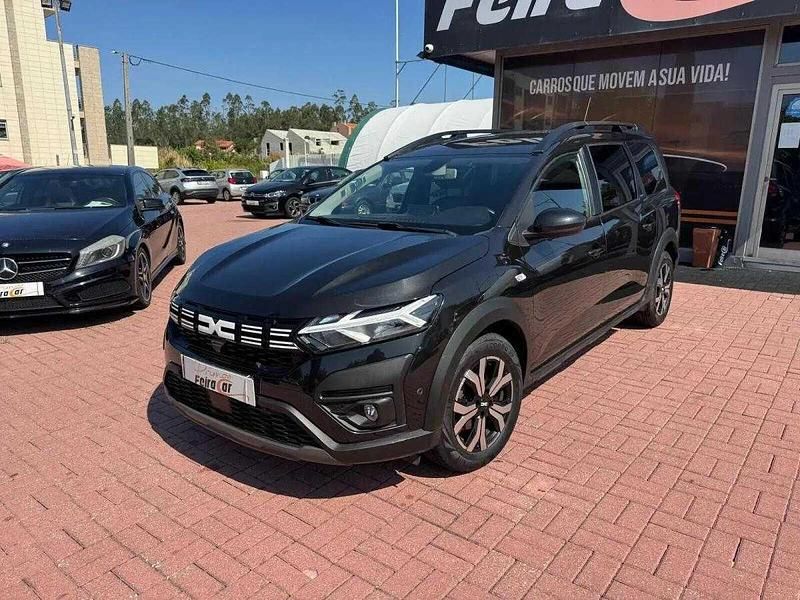 Usado Dacia Jogger 101 HP (74 kW) 2023 Preto Monovolume