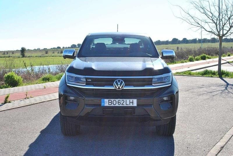 Usado VW Amarok 241 HP (177 kW) 2024 Preto Pickup