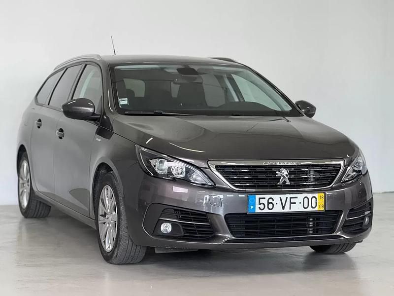 Cinza Usado 2018 Peugeot 308 Style Carrinha | € 12.990 (Bom preço) - Imagem 1/4