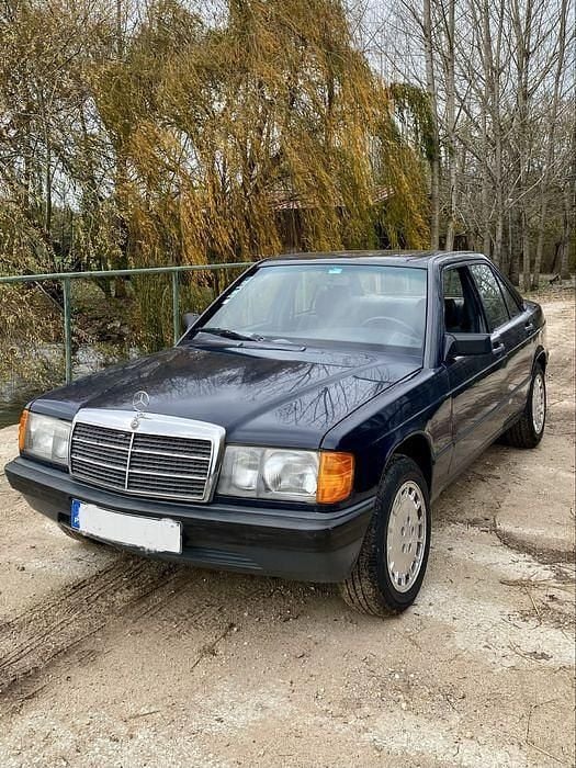 Usado 1986 Mercedes 190 Sedan | € 2.200 - Imagem 1/4