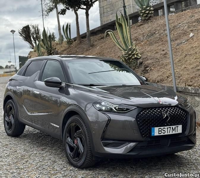 Cinza Usado 2021 DS Automobiles DS3 Performance | € 18.950 (Preço justo) - Imagem 1/1