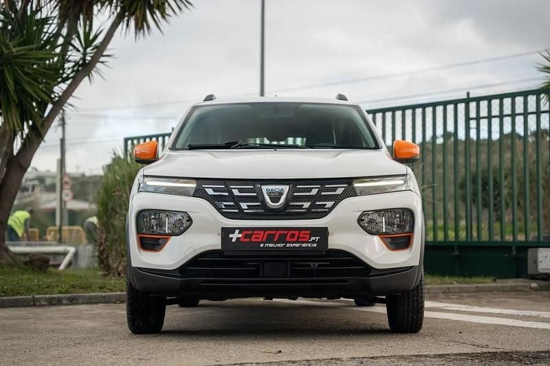 Usado Dacia Spring Comfort Plus 33 kW (45 HP) 2022 Branco Citadino