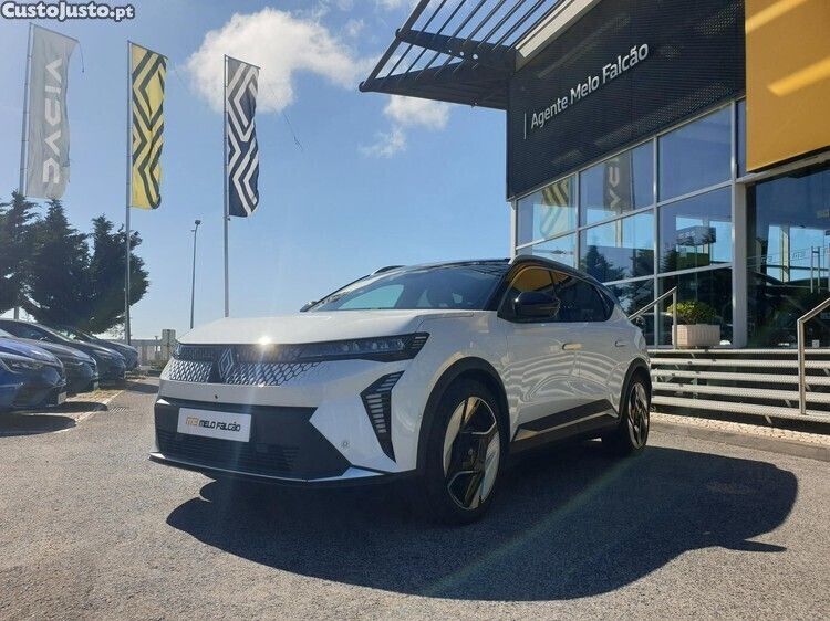 Branco Usado 2024 Renault Scénic Iconic Monovolume | € 47.000 - Imagem 1/1