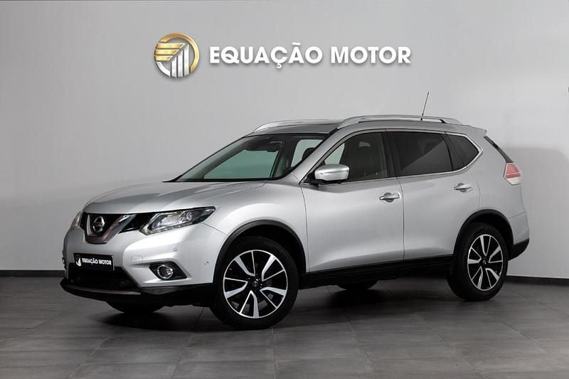 Cinza Usado 2014 Nissan X-Trail Tekna SUV | € 17.400 (Preço elevado) - Imagem 1/4